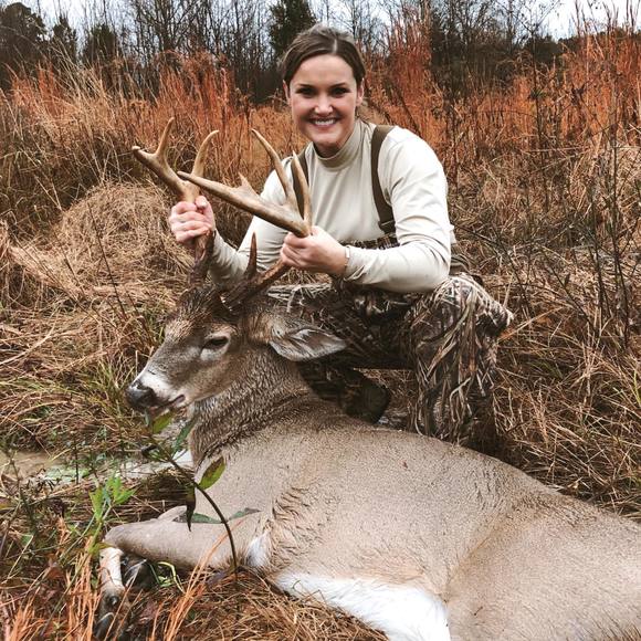 Meet your Posher, Holly - Picture 1 of 1